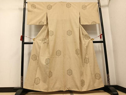 平和屋着物●結城紬　100亀甲　飛び亀甲　亀甲花文　正絹　逸品　AABJ2977ph