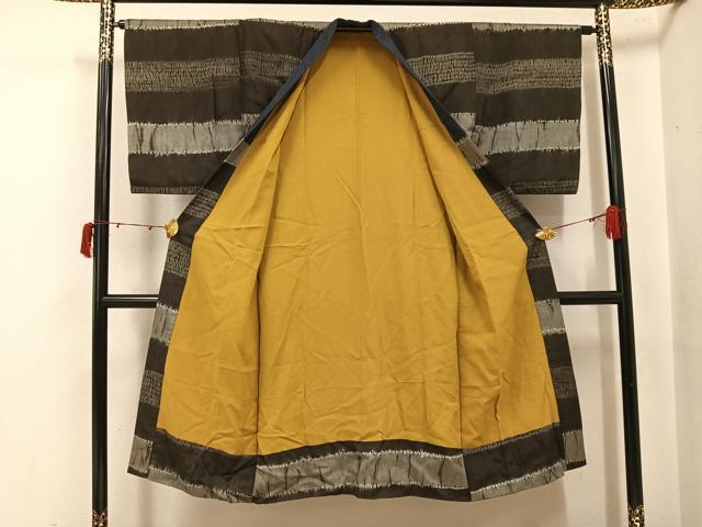 平和屋着物○男性 長襦袢 袷 杢目絞り 横段文 正絹 逸品 AABJ2978ph