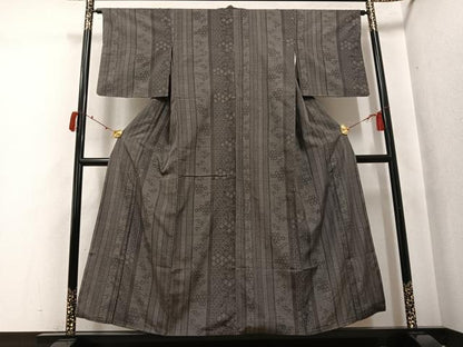 平和屋着物●結城紬　100亀甲　吉祥間道　やまと誂製　正絹　逸品　AABJ2992ph