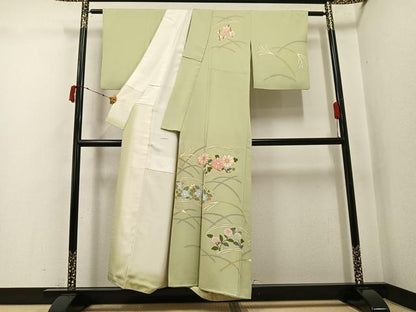 平和屋着物●京友禅作家　米沢新之助　訪問着　駒刺繍　草花文　金彩　正絹　逸品　AABJ3006ph