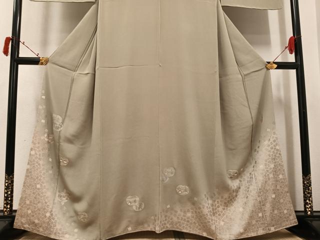 平和屋着物●松尾光琳　色留袖　人物文　暈し染め　銀彩　鬼しぼ縮緬　正絹　逸品　AABJ3011ph