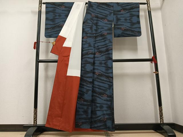 平和屋着物●本場大島紬　カタス9マルキ　草花文　正絹　逸品　AABJ3014ph