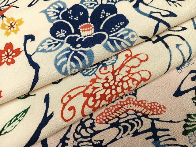 平和屋着物●上質な小紋　型染め　花鳥文字文　鬼しぼ縮緬　正絹　逸品　AABJ3017ph