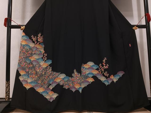 平和屋着物●本加賀友禅作家　奥原一就　黒留袖　枝花文　金彩　正絹　逸品　AABJ3032ph