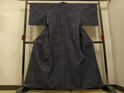 平和屋着物●結城紬　100亀甲　松　正絹　逸品　AABJ3034ph