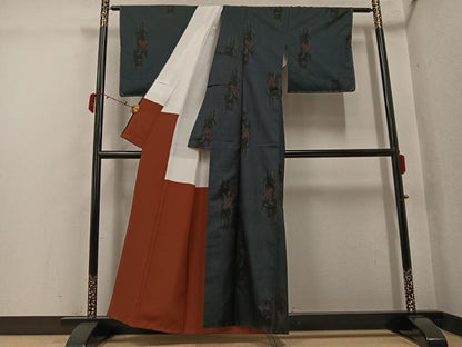 平和屋着物●本場大島紬　カタス7マルキ　草花文　正絹　逸品　AABJ3035ph