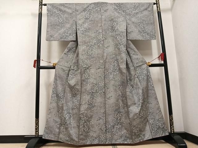 平和屋着物●都喜ヱ門　本場大島紬　白大島　総絣　草花文　藤絹織物謹製　正絹　逸品　AABJ3045ph