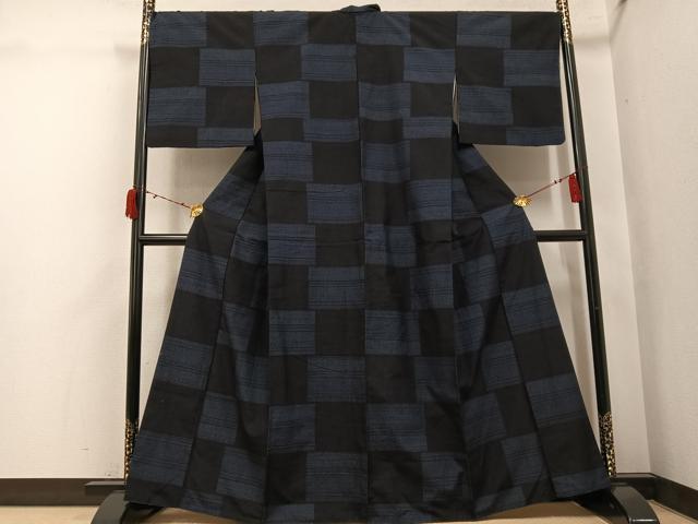 平和屋着物●結城紬　80亀甲　飛び亀甲　段違い文　正絹　逸品　AABJ3048ph