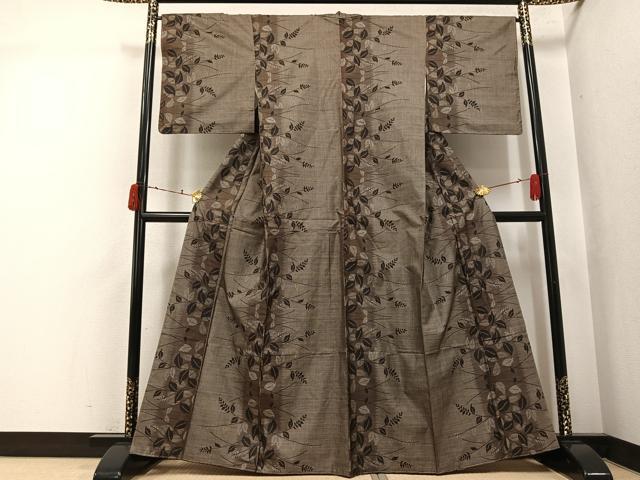 平和屋着物●本場大島紬　カタス9マルキ　草木文　正絹　逸品　未使用　AABJ3053ph