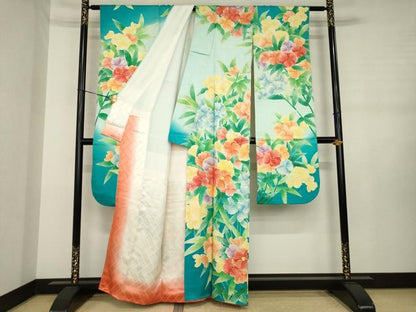 平和屋着物●豪華振袖　駒刺繍　草花文　暈し染め　金彩　正絹　逸品　AABJ3098ck