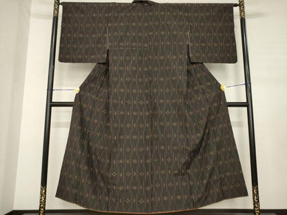 平和屋着物●上質な紬　琉球絣文様　正絹　逸品　AABJ3099ck