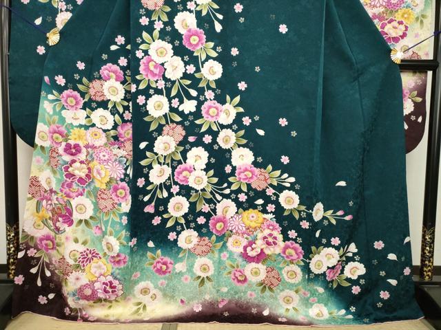 平和屋着物●豪華振袖　刺繍　舞花文　暈し染め　金彩　ロング丈　正絹　逸品　AABJ3112ck