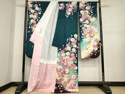 平和屋着物●豪華振袖　刺繍　舞花文　暈し染め　金彩　ロング丈　正絹　逸品　AABJ3112ck