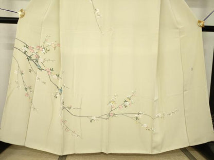 平和屋着物●訪問着　友禅　作家物　枝花文　鳥の子色地　正絹　逸品　AABJ3143ck