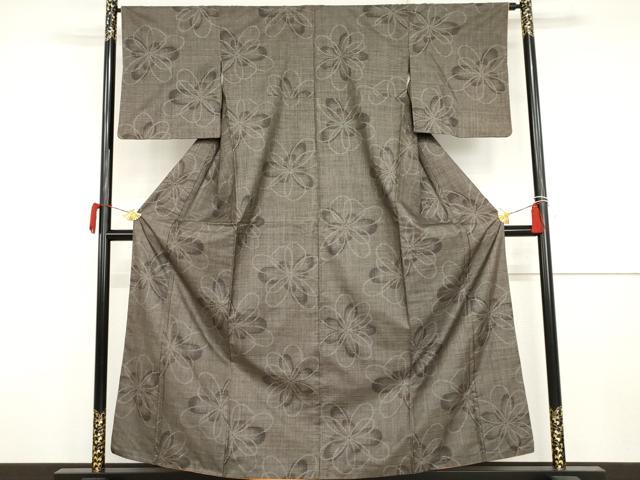 平和屋着物●本場大島紬　一元7マルキ　泥染め　舞花文　正絹　逸品　AABJ3246cs