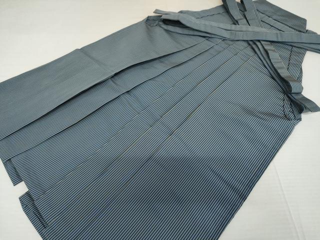 平和屋着物●男性　人間国宝　甲田綏郎　精好仙台平　馬乗り袴　縞　正絹　逸品　AABJ3266cs