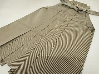 平和屋着物●男性　馬乗り袴　縞　正絹　逸品　AABJ3267cs
