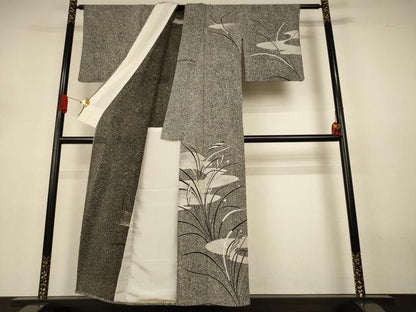 平和屋着物＊夏物　訪問着　絽縮緬　駒刺繍　すすき　たたき染め　銀彩　正絹　逸品　AABJ3366jd