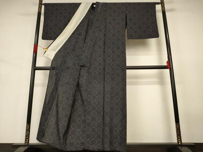 平和屋着物＊夏物　本場大島紬　夏大島　花菱文　正絹　逸品　AABJ3432jd
