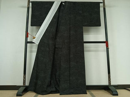 平和屋着物▽結城紬　単衣　100亀甲　風景花文　黒地　正絹　逸品　AABJ3520jh