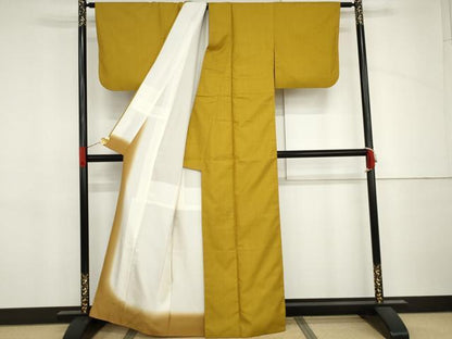 平和屋着物●山下八百子　本場黄八丈　市松綾織　格子　正絹　逸品　AABJ3684cs