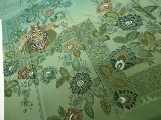 平和屋着物●中国三大刺繍　汕頭刺繍　スワトウ刺繍　相良刺繍　総刺繍　訪問着　孔雀更紗花文　暈し染め　金糸　正絹　逸品　AABJ3692cs