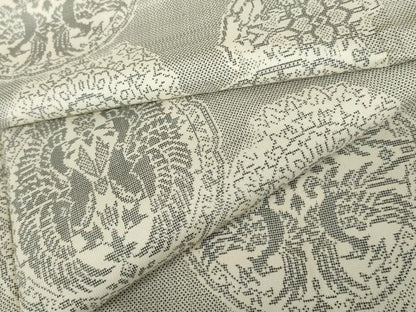 平和屋着物●本場大島紬　白大島　カタス9マルキ　鳳凰花絵皿文　正絹　逸品　AABJ3702cs