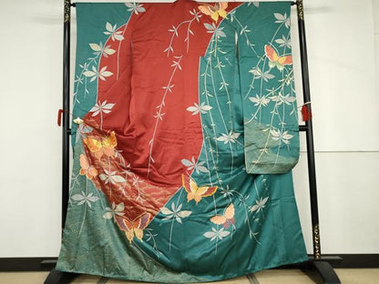 平和屋着物●豪華振袖　駒刺繍　舞蝶文　金彩　正絹　逸品　AABJ3708cs