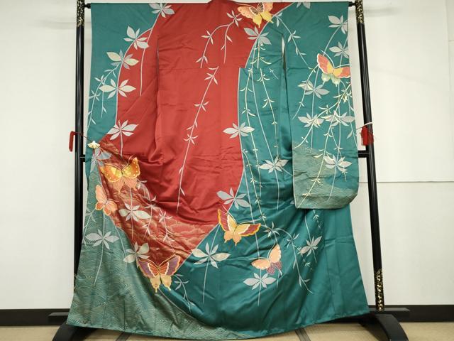 平和屋着物●豪華振袖　駒刺繍　舞蝶文　金彩　正絹　逸品　AABJ3708cs