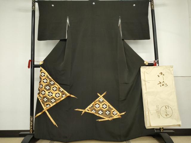 平和屋着物●銀座きしや　黒留袖　駒刺繍　亀甲花文　たとう紙付き　正絹　逸品　AABJ3725cs
