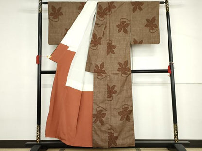 平和屋着物●本場大島紬　薩摩結城　枝葉文　正絹　逸品　AABJ3728cs