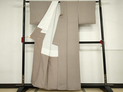 平和屋着物●上質な色無地　茶鼠色　正絹　逸品　AABJ3731cs