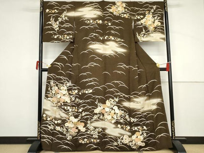 平和屋着物●訪問着　駒刺繍　芝花文　暈し染め　金彩　正絹　逸品　AABJ3737cs