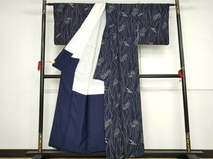 平和屋着物●藍造り国選定無形文化財　藍師・佐藤昭人　小紋　番傘　楓　正絹　逸品　AABJ3740cs