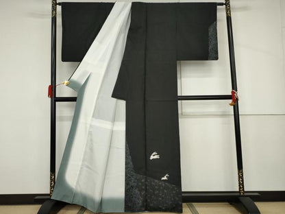 平和屋着物●訪問着　紬地　跳び兎　黒地　正絹　逸品　AABJ3750cs