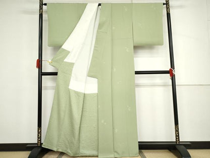 平和屋着物●本加賀友禅作家　柿本市郎監修　色無地　笹梅　柳色　正絹　逸品　AABJ3753cs