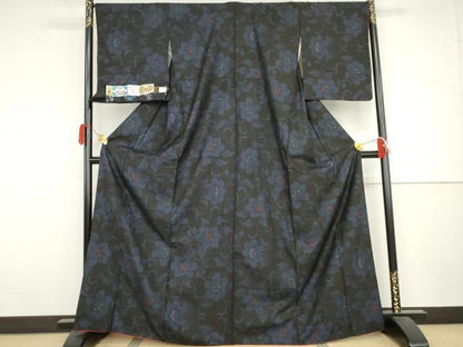 平和屋着物●本場大島紬　純泥染　手織り　カタス7マルキ　花唐草文　水間織物謹製　証紙付き　正絹　逸品　AABJ3760cs