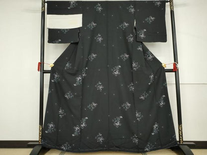 平和屋着物●上質な小紋　花蝶文　黒地　三越扱い　丹後ちりめん　反端付き　正絹　逸品　AABJ3765cs