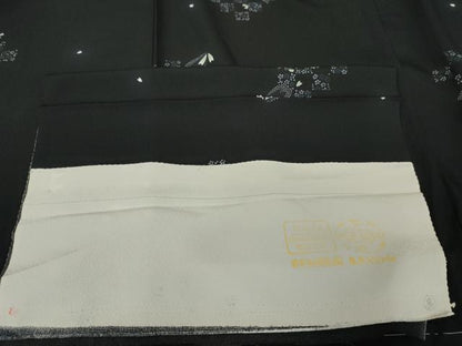 平和屋着物●上質な小紋　花蝶文　黒地　三越扱い　丹後ちりめん　反端付き　正絹　逸品　AABJ3765cs
