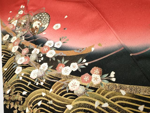 平和屋着物●豪華振袖　立波花鼓文　暈し染め　金銀彩　金通し地　鈴乃屋扱い　正絹　逸品　AABJ3767cs
