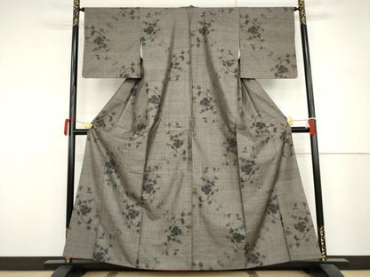 平和屋着物●本場大島紬　カタス9マルキ　更紗唐草文　正絹　逸品　AABJ3768cs