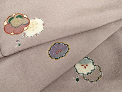 平和屋着物●上質な小紋　舞梅文　金彩　正絹　逸品　AABJ3779cs