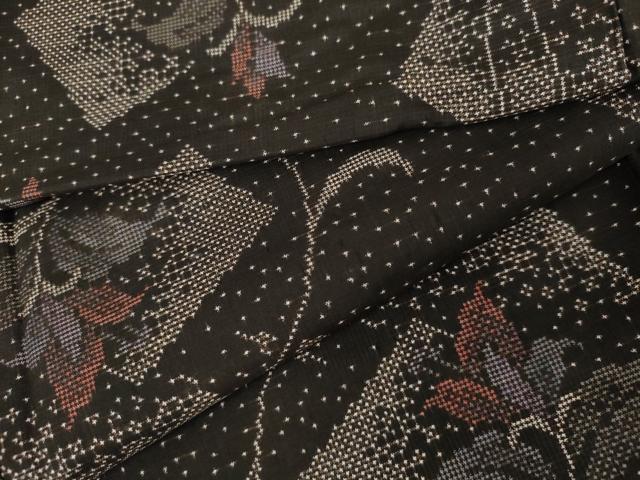平和屋着物●本場大島紬　泥染め　一元7マルキ　花唐草文　正絹　逸品　未使用　AABJ3818cs