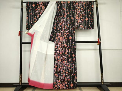 平和屋着物●上質な小紋　枝梅文　黒地　金彩　正絹　逸品　AABJ3820cs