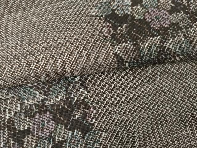 平和屋着物●本場大島紬　泥染め　カタス9マルキ　亀甲重ね草花文　正絹　逸品　未使用　AABJ3824cs