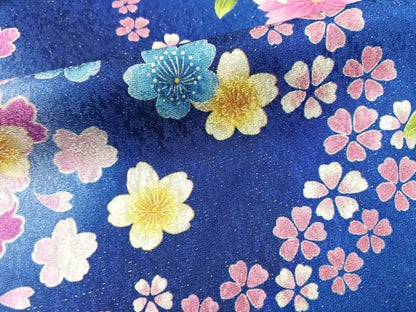 平和屋着物●豪華振袖　舞花文　暈し染め　銀通し地　正絹　逸品　AABJ3861ph