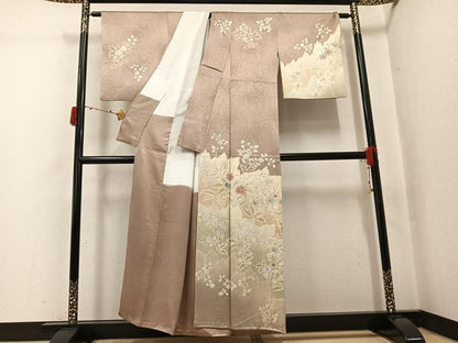 平和屋着物●創業460年・千總　訪問着　駒刺繍　草花文　金彩　正絹　逸品　AABJ3862ph