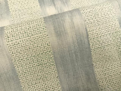 平和屋着物●本場結城紬　重要無形文化財　間道　正絹　逸品　未使用　AABJ3868ph