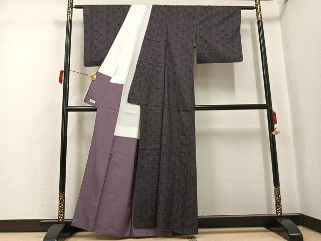 平和屋着物●本場大島紬　古代染色純泥染　一元7マルキ　麻の葉文様　久保井紬織物謹製　証紙付き　正絹　逸品　AABJ3888ph
