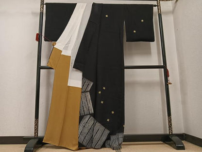 平和屋着物●訪問着　作家物　絞り　刺繍　源氏香　黒地　正絹　逸品　AABJ3890ph